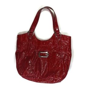 red purse guess